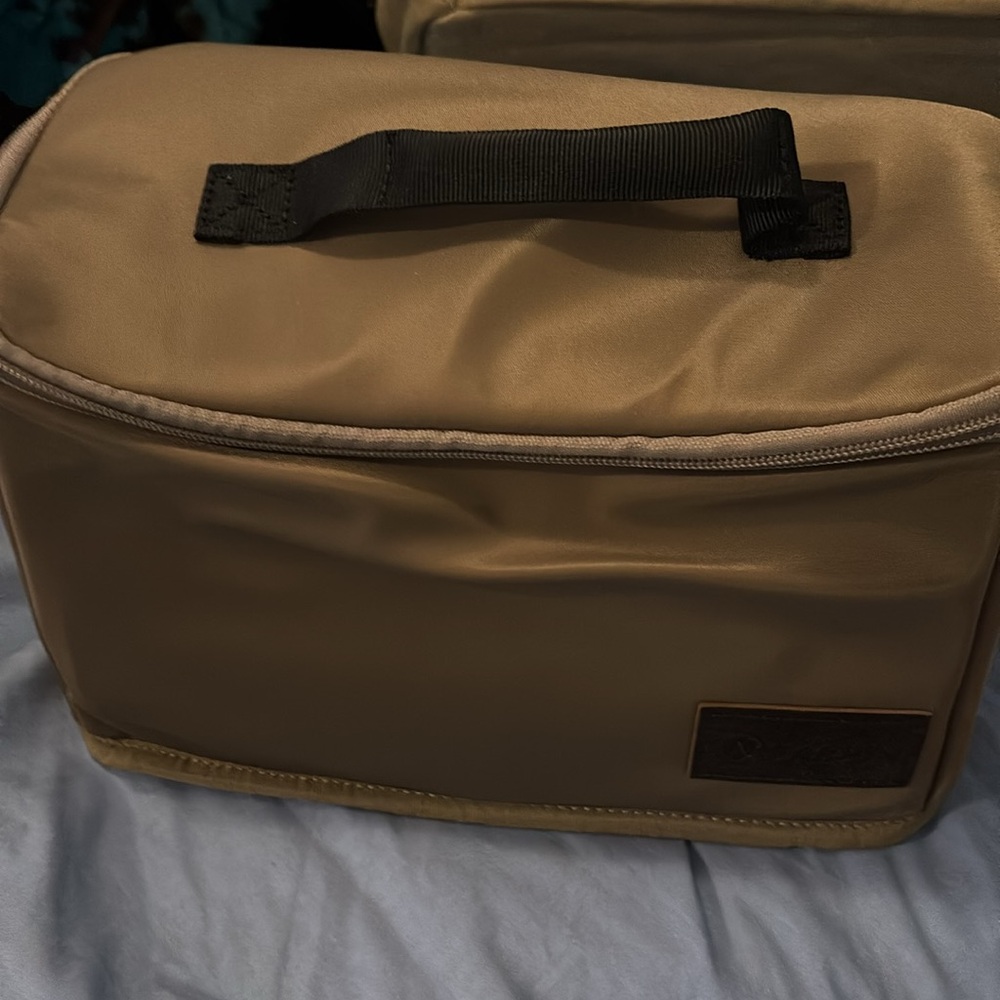 TARION Everyday Camera Backpack - Picture 6 of 11